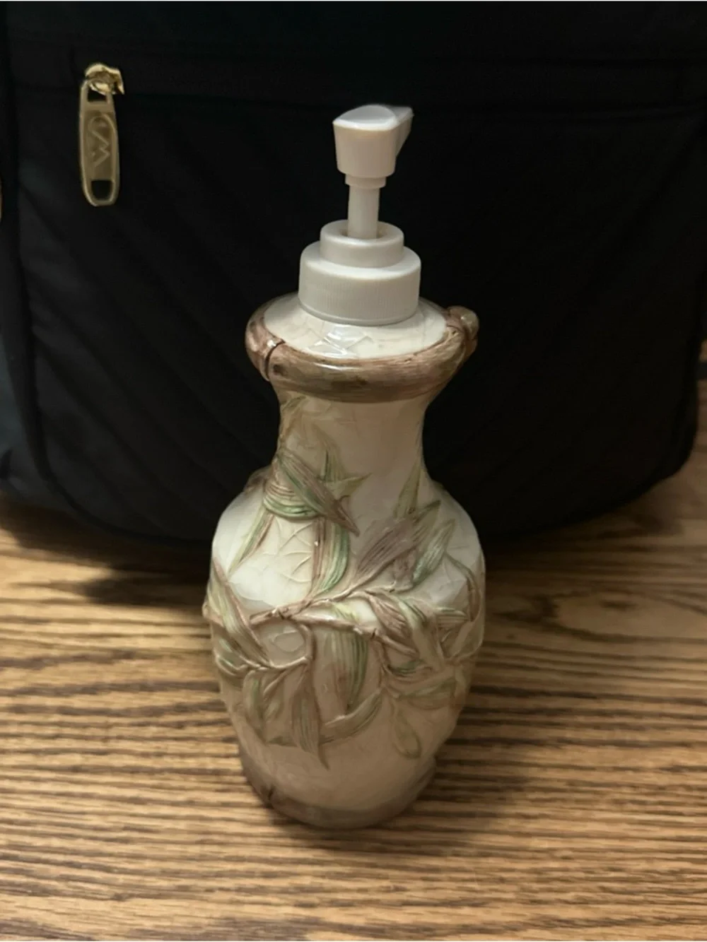 Croscill Ceramic Lotion Pump with Hand-Painted Bamboo Motif - Cream & Green